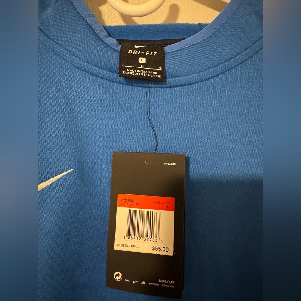 Nike Dri-Fit Blue Top - Picture 3 of 3
